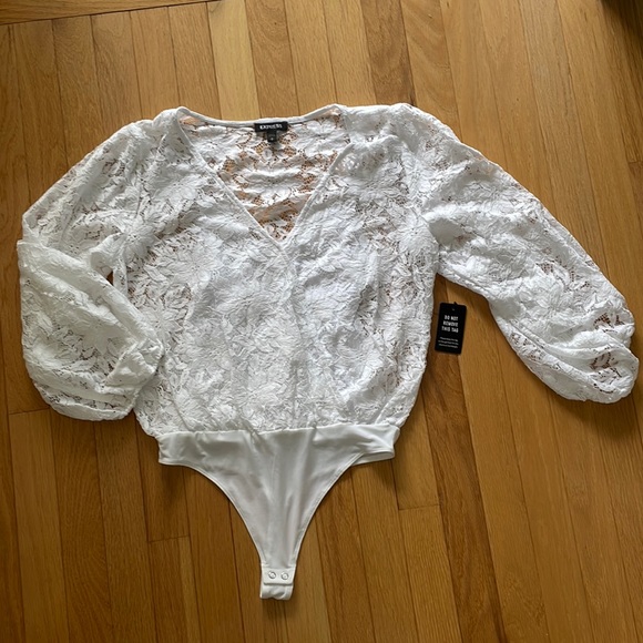 Express Floral Lace White Wrap Thong Bodysuit NWT - Picture 2 of 5